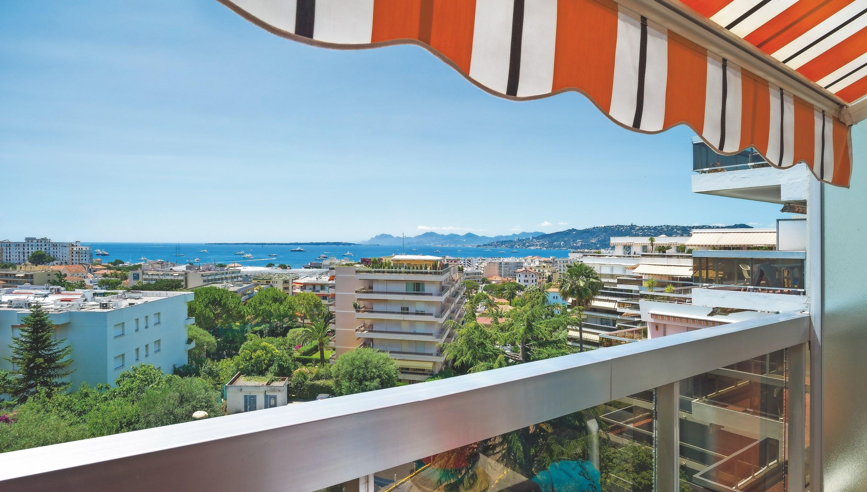 Résidence Pierre&Vacances La Rostagne Juan-les-Pins Exterior foto