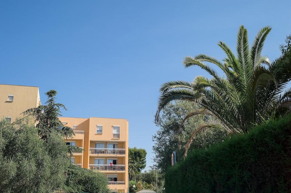 Résidence Pierre&Vacances La Rostagne Juan-les-Pins Exterior foto