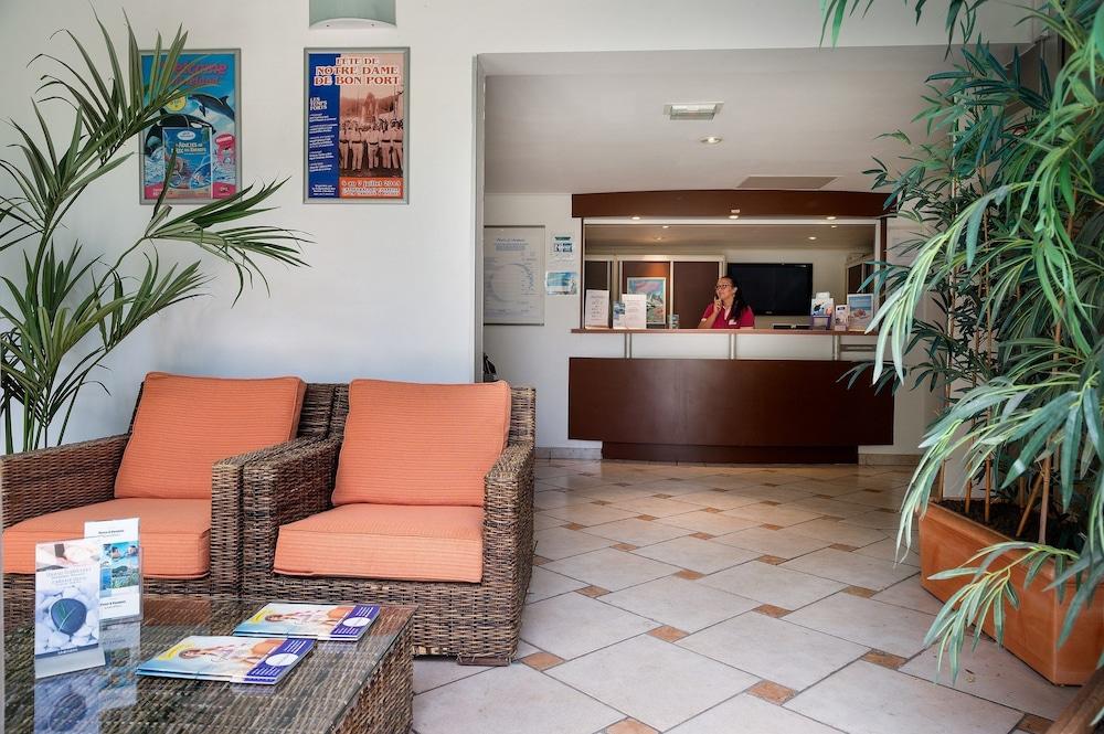 Résidence Pierre&Vacances La Rostagne Juan-les-Pins Exterior foto
